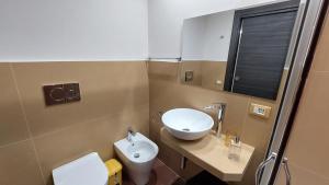 Ένα μπάνιο στο I 3 Principi, Garibaldi Suites
