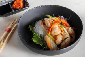 Makanan di atau berdekatan hotel