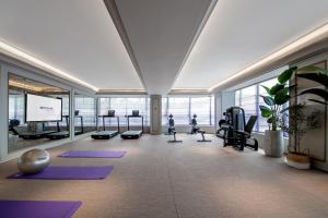 Fitness centrum a/nebo fitness zařízení v ubytování Mercure Guangzhou Baiyun International Airport - Airport Free Shuttle Bus