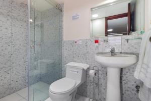 Koupelna v ubytování Hotel La Cartuja