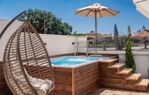 Bazén v ubytování Cactus Villas nebo v jeho okolí