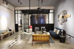 Posezení v ubytování Studio S Conceptual Homestay Station 18 - Ipoh