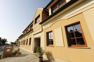 Fotografie z fotogalerie ubytování Pension zur Sonne v destinaci Illmitz