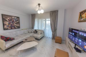 Photo de la galerie de l'établissement Luxury Villa 1, à Vlorë