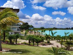a view of the pool from the resort at Mar Adentro Lujoso Departamento con Playa in Santa Cruz de la Sierra