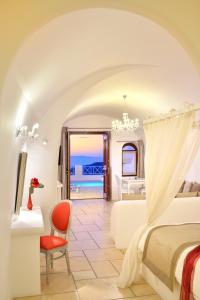 Tempat tidur dalam kamar di Absolute Bliss
