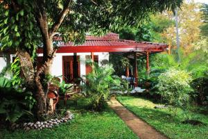 Zahrada ubytování Keerthi Homestay