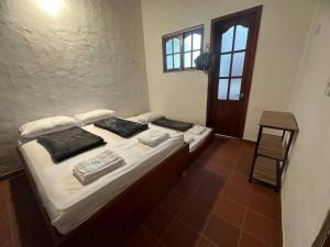 Postel nebo postele na pokoji v ubytování Casa Victoria + 21 fotografií