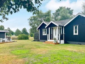 Fotografie z fotogalerie ubytování Holiday home Hagby III v destinaci Hagby