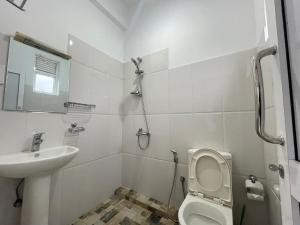 Vannituba majutusasutuses Smile Hub Kandy -Youth Hostel-