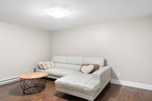 Afbeelding uit fotogalerij van Lovely House in Moncton in Moncton