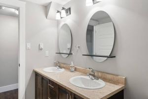 Afbeelding uit fotogalerij van Lovely House in Moncton in Moncton