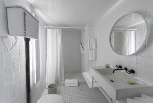 Un baño de Hotel Carlota