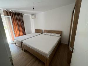 Bujar's Apartament - Image 7