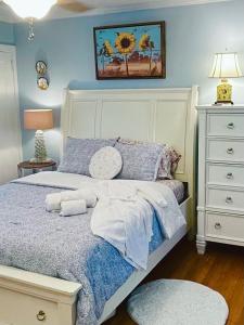 Un pat sau paturi într-o cameră la 9 Booth Lane