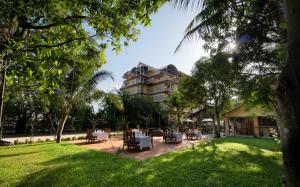 Zahrada ubytování Khemara Sovannphum Hotel