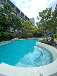 Bazén v ubytování Marvest Condo Hua Hin for rent nebo v jeho okolí