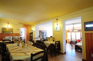 Restorāns vai citas vietas, kur ieturēt maltīti, naktsmītnē Locanda del Pittore