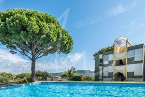 The swimming pool at or close to Xaloc by SeaMount Rentals
