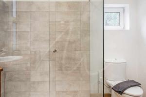 A bathroom at Xaloc by SeaMount Rentals