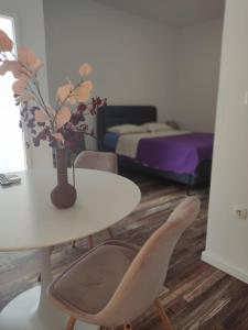 Postel nebo postele na pokoji v ubytování Studio apartman Mara