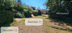 Galeriebild der Unterkunft Résidence Agathos (un jardin sur la plage) in Agay - Saint Raphael + 56 Fotos