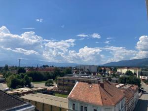 Nespecifikovaný výhled na hory nebo výhled na hory při pohledu z apartmánu