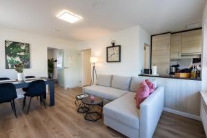 Kuchyň nebo kuchyňský kout v ubytování CARICASA Stylisches Apartment in der Nähe von Nürnberg