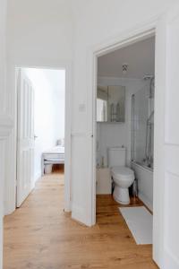 Near Wembley, beautiful apartment with garden, self check-in