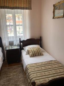 Postel nebo postele na pokoji v ubytování Rooms Vinka,Stomorska