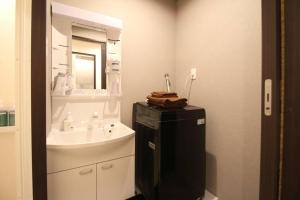 A bathroom at リブレ in Kumamoto 201