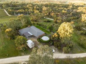 an overhead view of a house with a tent and trees at The Hideaway by Gatt Wines 