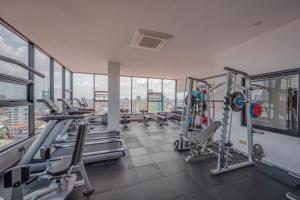 Fitness centrum a/nebo fitness zařízení v ubytování AMATA Residence