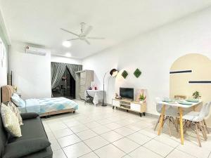 Posezení v ubytování NETIZEN near MRT 2-3pax Cozy Stay
