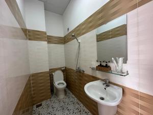 Phòng tắm tại OYO 1174 Duy Khang Hotel
