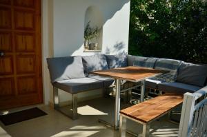 Posezení v ubytování Top Holiday Home Private Pool by the sea With Private Garden for Private use