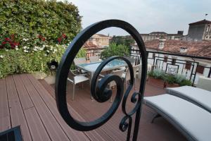 Balkón alebo terasa v ubytovaní Hotel Bologna ***S