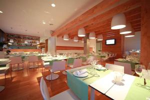 Gallery image of Aroeira Golf in Charneca