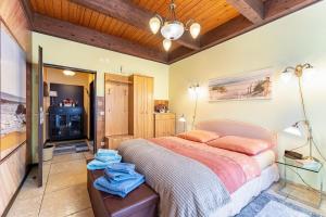 Postel nebo postele na pokoji v ubytování Ferienwohnung 2