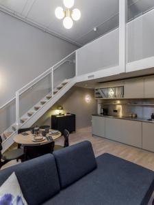 Unity Hammarby Sjöstad - A Studio Hotel的厨房或小厨房