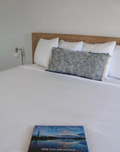 Säng eller sängar i ett rum på The Inn Of Cape May