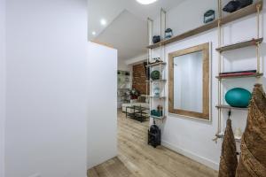 Zdjęcie z galerii obiektu Apartamento espléndido y céntrico w Madrycie