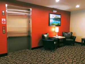 Posezení v ubytování Aspen Suites Hotel Juneau
