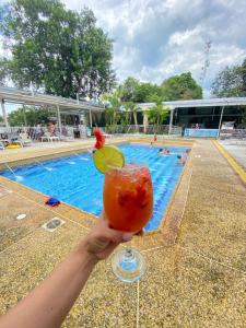 Casa Gabriel Rivera内部或周边的泳池