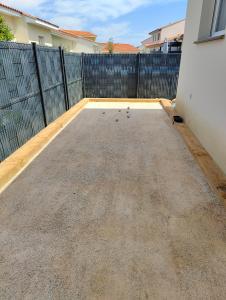 Zdjęcie z galerii obiektu Le Brasil - Maison 74 m - Calme avec terrasse Sud classée 3 étoiles w mieście Le Boulou