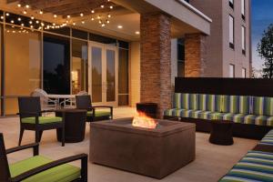Posezení v ubytování Home2 Suites By Hilton Columbus Dublin