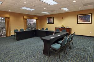 Zona business o sala de conferencias en Hampton Inn Cocoa Beach