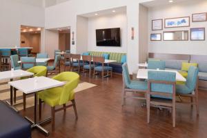 Posezení v ubytování Hampton Inn and Suites Port Aransas