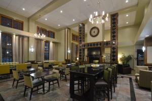 Posezení v ubytování Hampton Inn & Suites Carson City