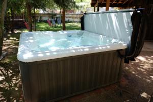 Foto sihtkohas Moab asuva majutusasutuse Creekside Cowa-Bungalow! galeriist